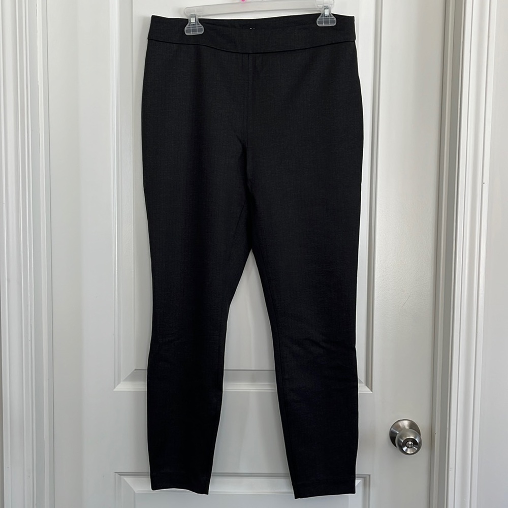 Reitman's houndstooth with maroon line legging/dress pants size 12